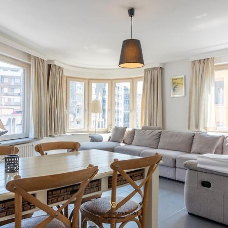 Beautiful Sunny Apartment Near The Sea Остенде Экстерьер фото